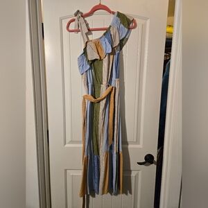 💥NEXT OFFER TAKES IT💥Lauren Conrad MIDI Dress